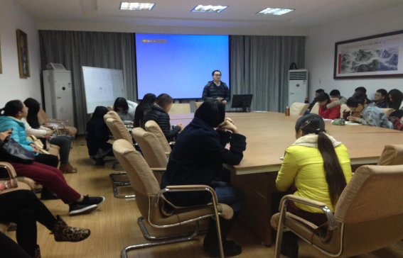 beat365官网举办研究生学术科研经验交流分享会