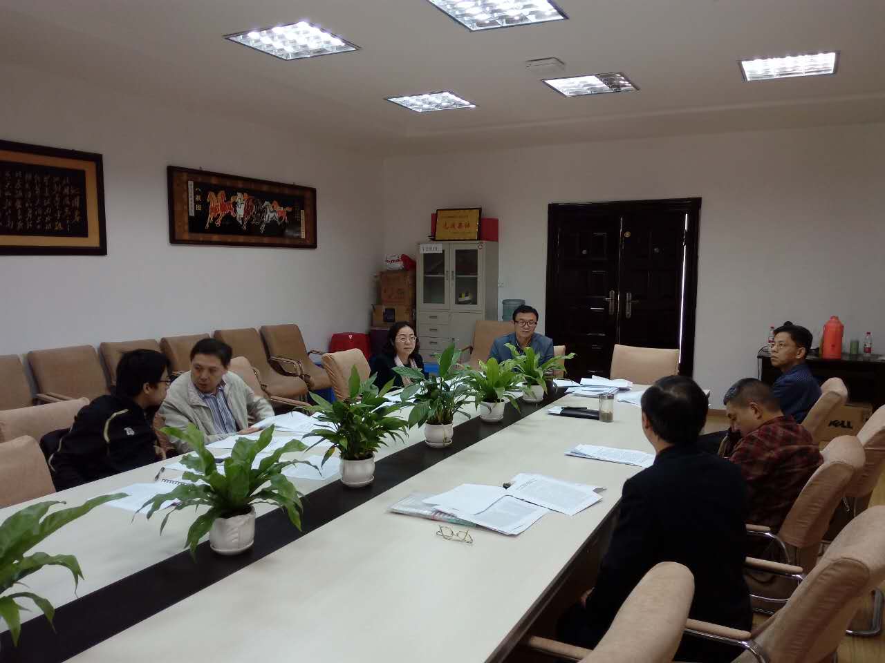 beat365官网党委召开“两学一做”学习教育专题会议